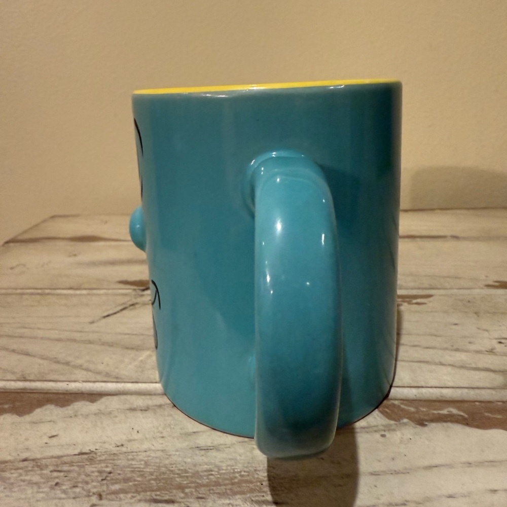 Vintage 3D Nose Funny Smiley Face Tea Cup Blue & Yellow - Picture 4 of 8